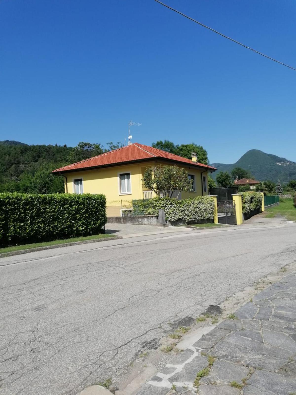 Casa Vacanza Elena San Bernardino Verbano ภายนอก รูปภาพ